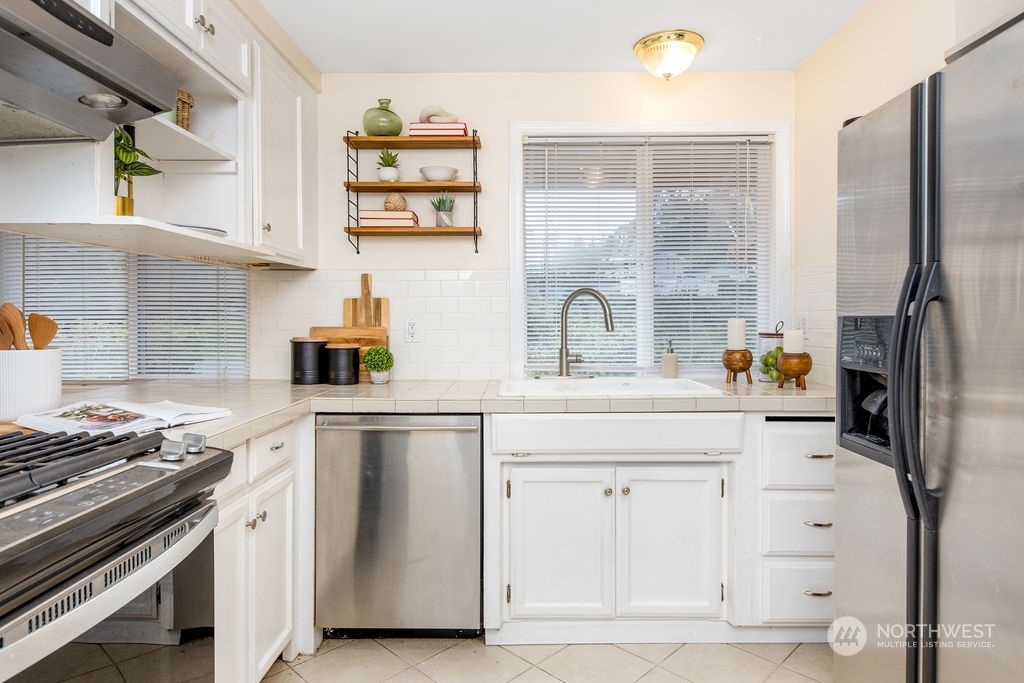 13010 163rd Avenue Southeast Renton, WA 98059 - Photo 10 of 24 Gallery Image 10