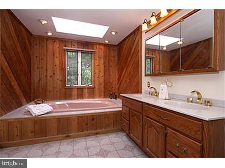 933 North Chester Road West Chester, PA 19380 - Photo 16 of 23 Bathroom