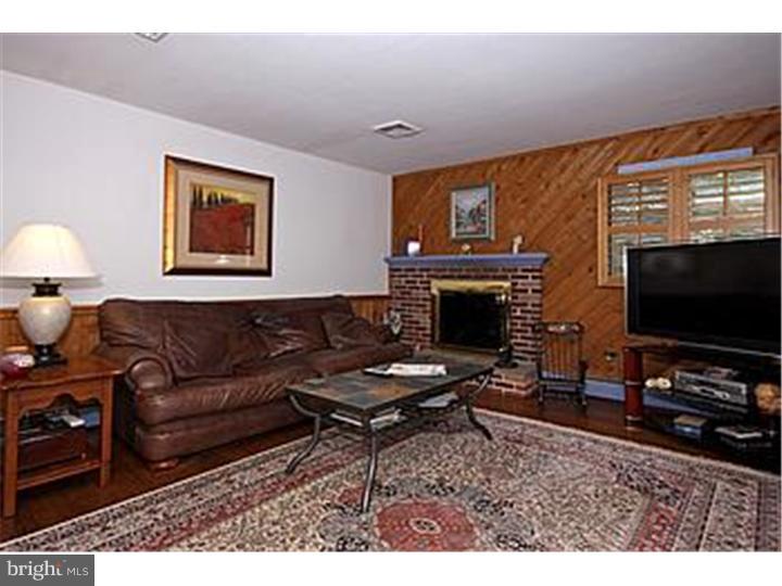933 North Chester Road West Chester, PA 19380 - Photo 8 of 23 Family Room