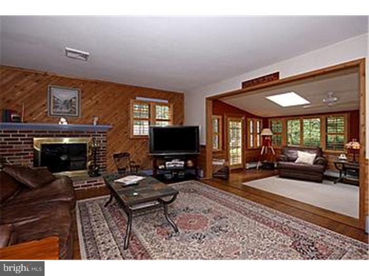 933 North Chester Road West Chester, PA 19380 - Photo 10 of 23 Family Room