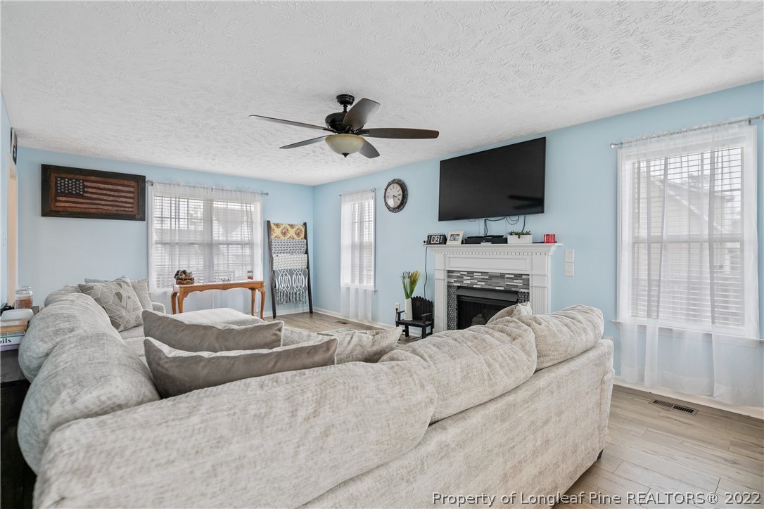 5551 Rising Ridge Drive Hope Mills, NC 28348 - Photo 10 of 50 Gallery Image 10
