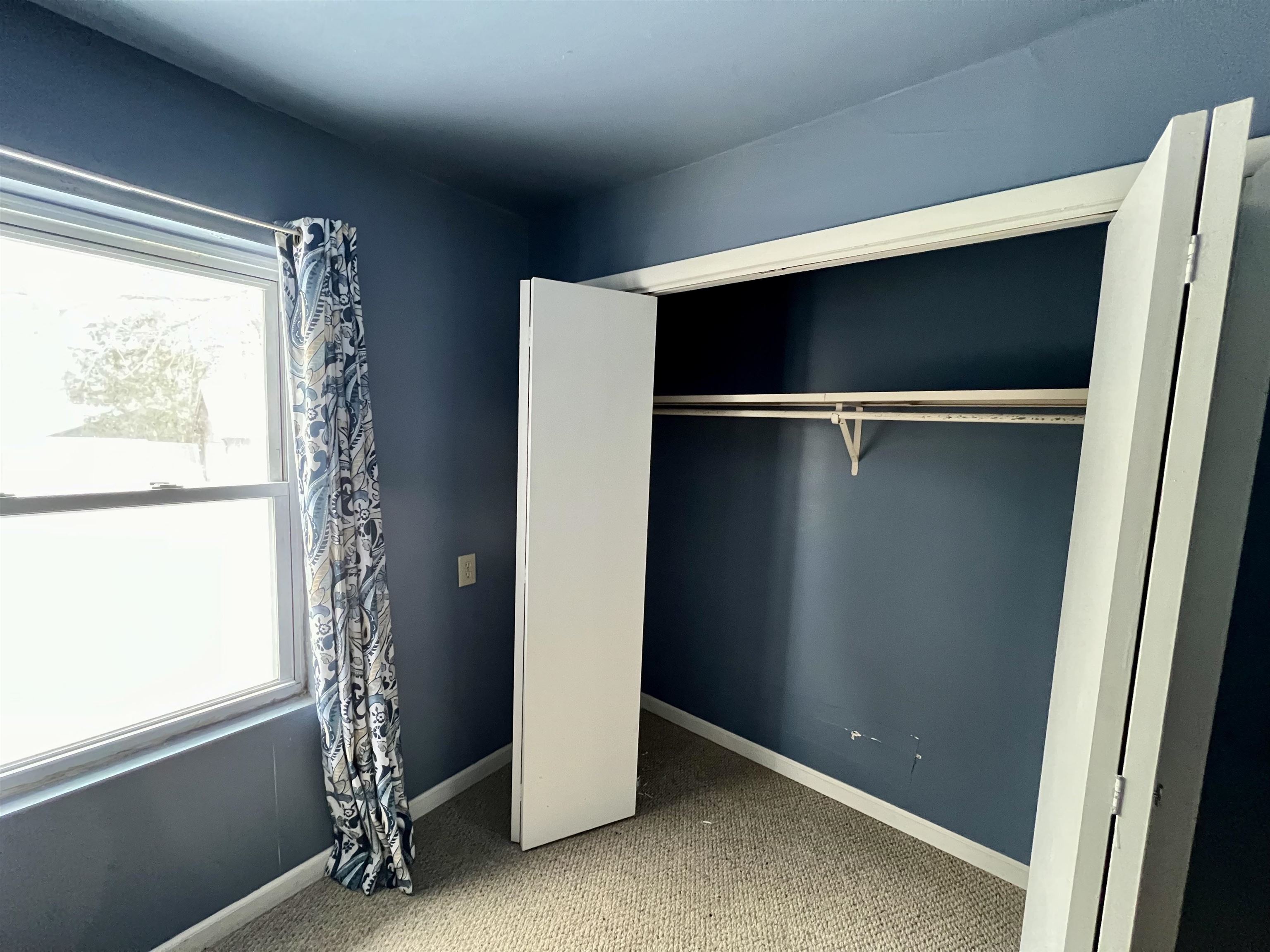 308 John R Street Clare, MI 48617 - Photo 13 of 32 1917869-002ca1d2-8ee7-49b3-b085-459c52668ac7.JPG