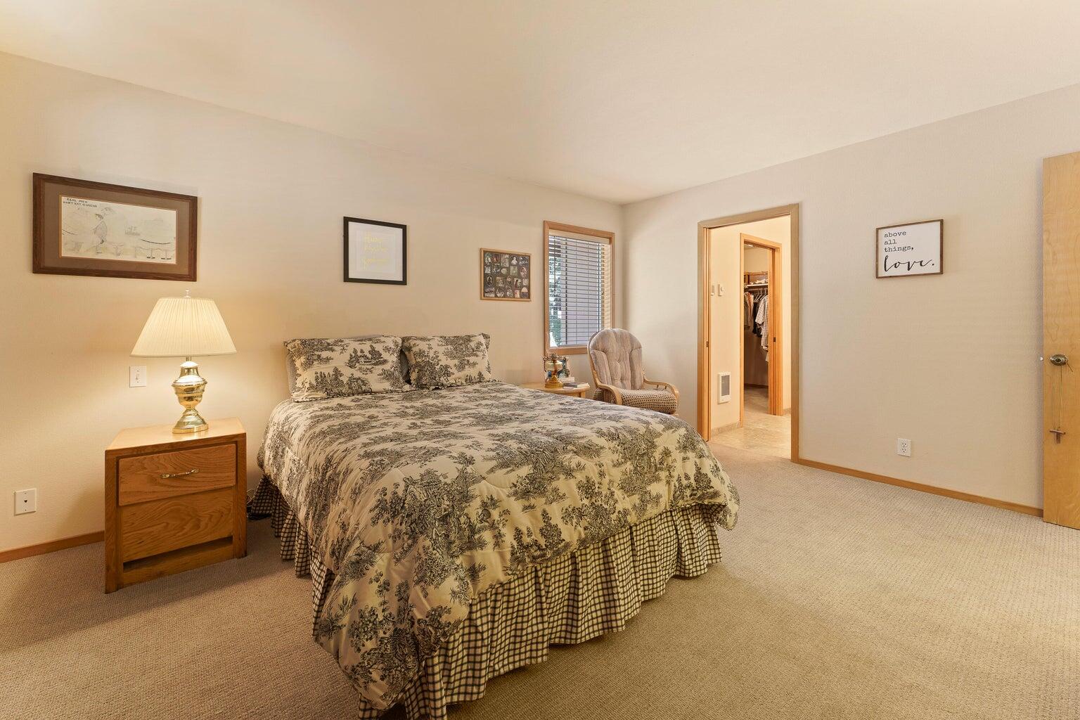 17149 Norwalk Road Bend, OR 97707 - Photo 13 of 32