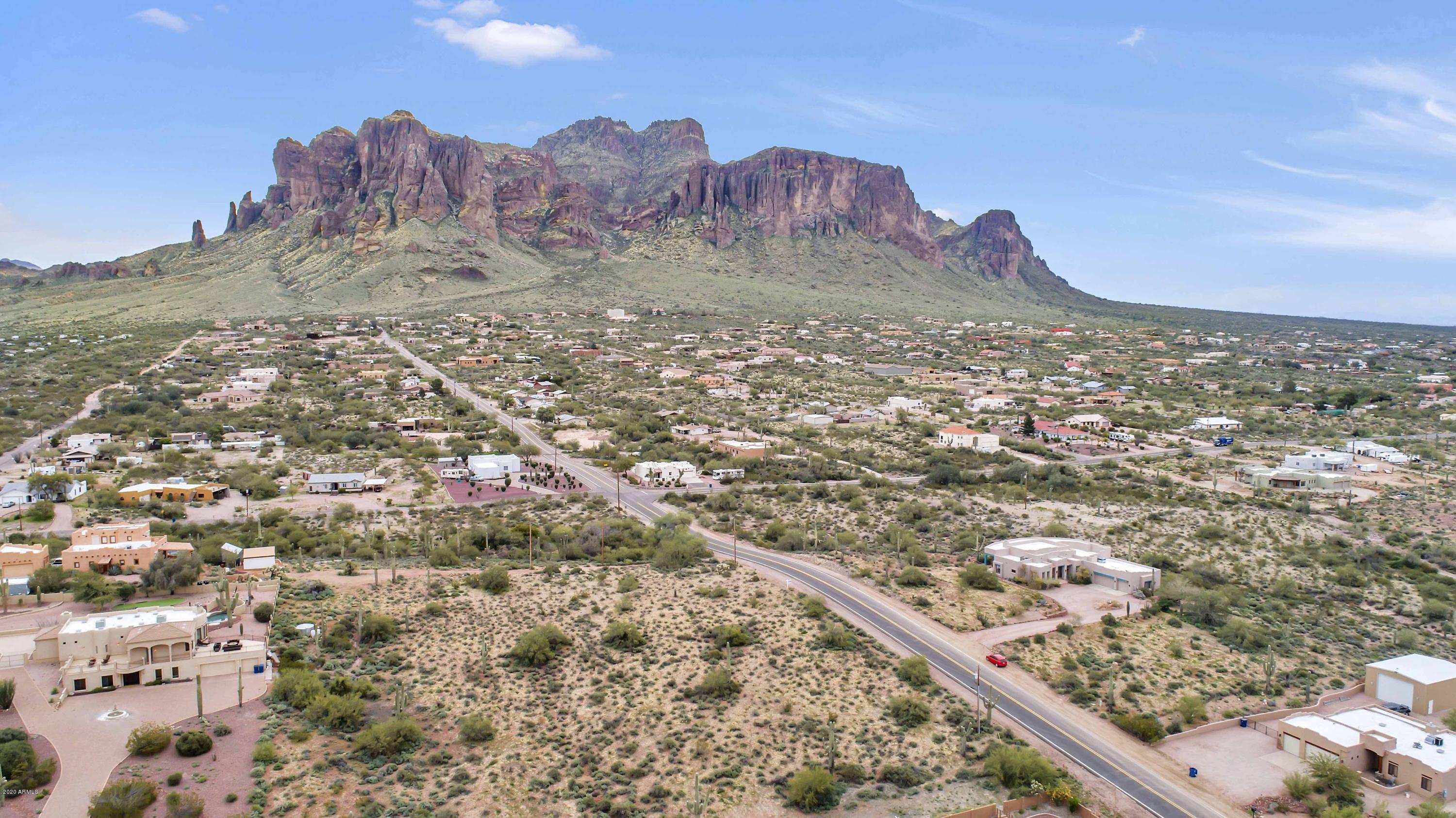 3834 North Sun Road Apache Junction, AZ 85119 - Photo 1 of 16 Main Photo