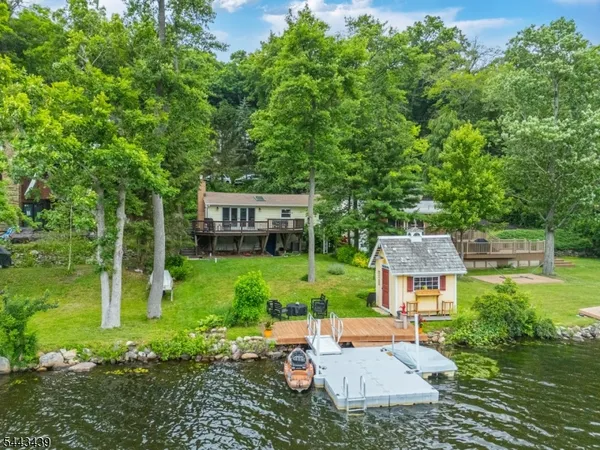 $419,000 | 77 West Shore Trail, Branchville, NJ 07826