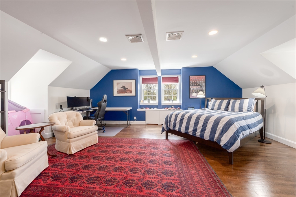 355 Buckminster Road Brookline, MA 02445 - Photo 20 of 32 Gallery Image 20