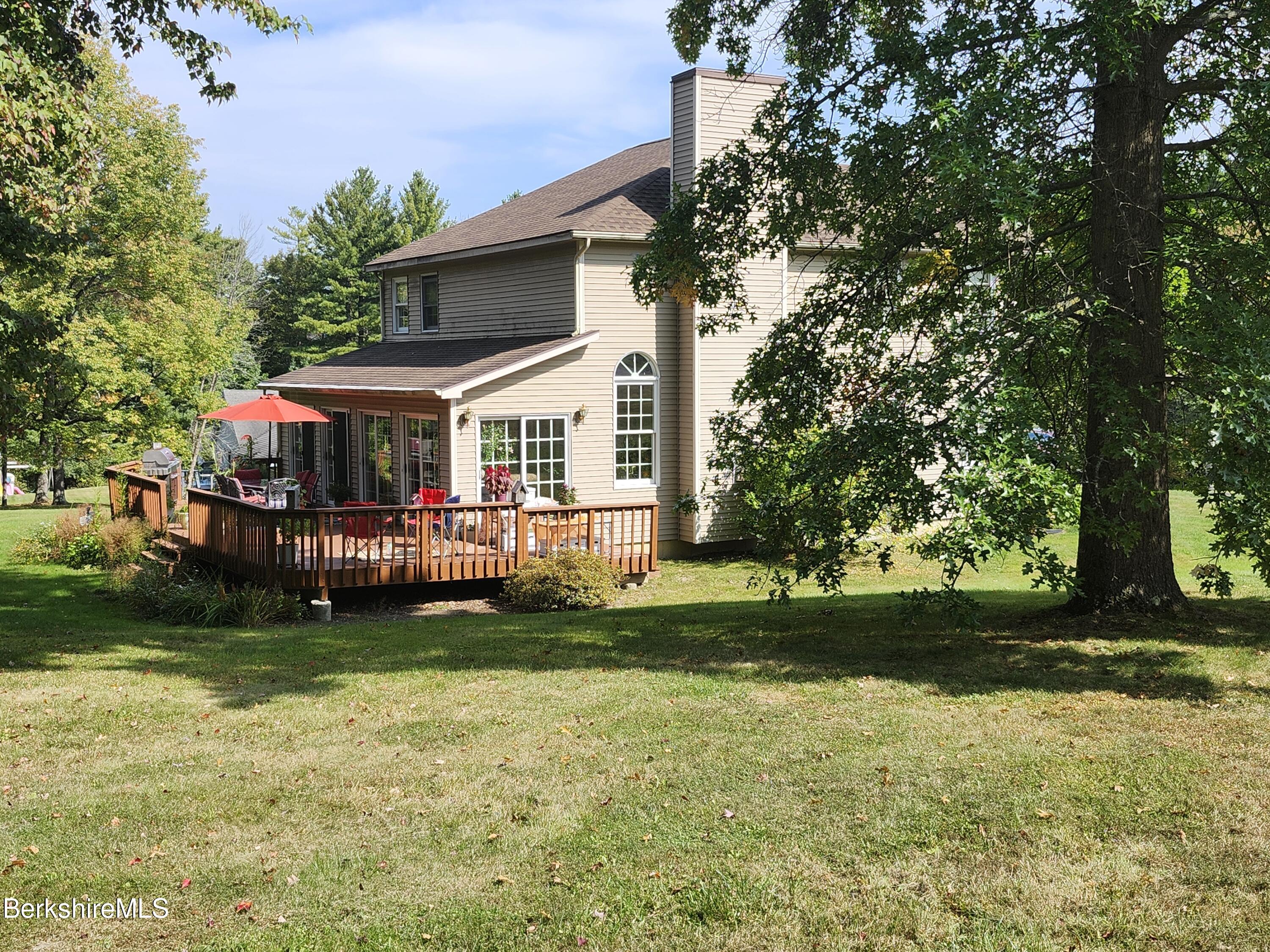 10 Lillybrook Road Pittsfield, MA 01201 - Photo 27 of 91 1000002328