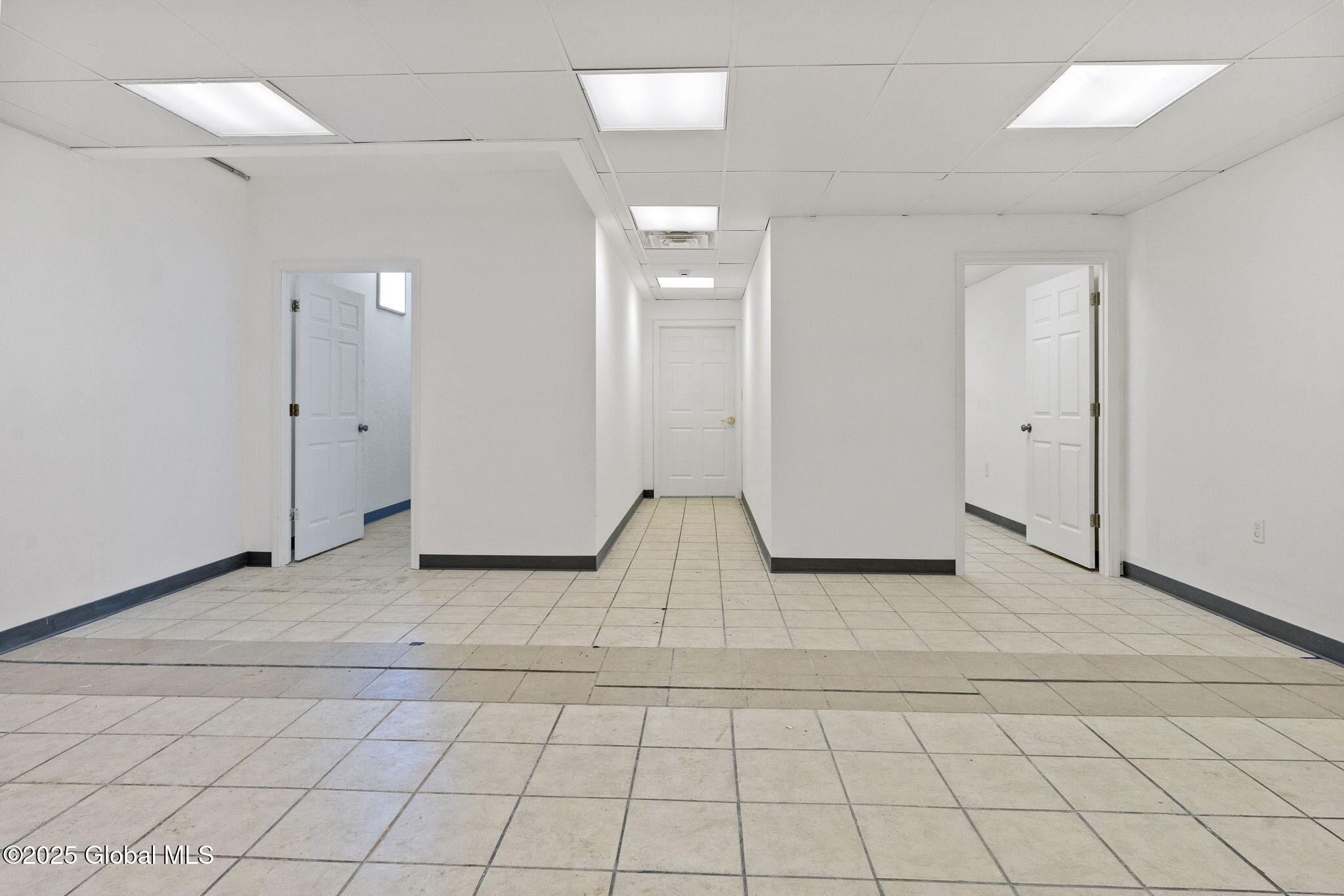 1480 State Street Schenectady, NY 12304 - Photo 12 of 34 9-web-or-mls-1480-state-st