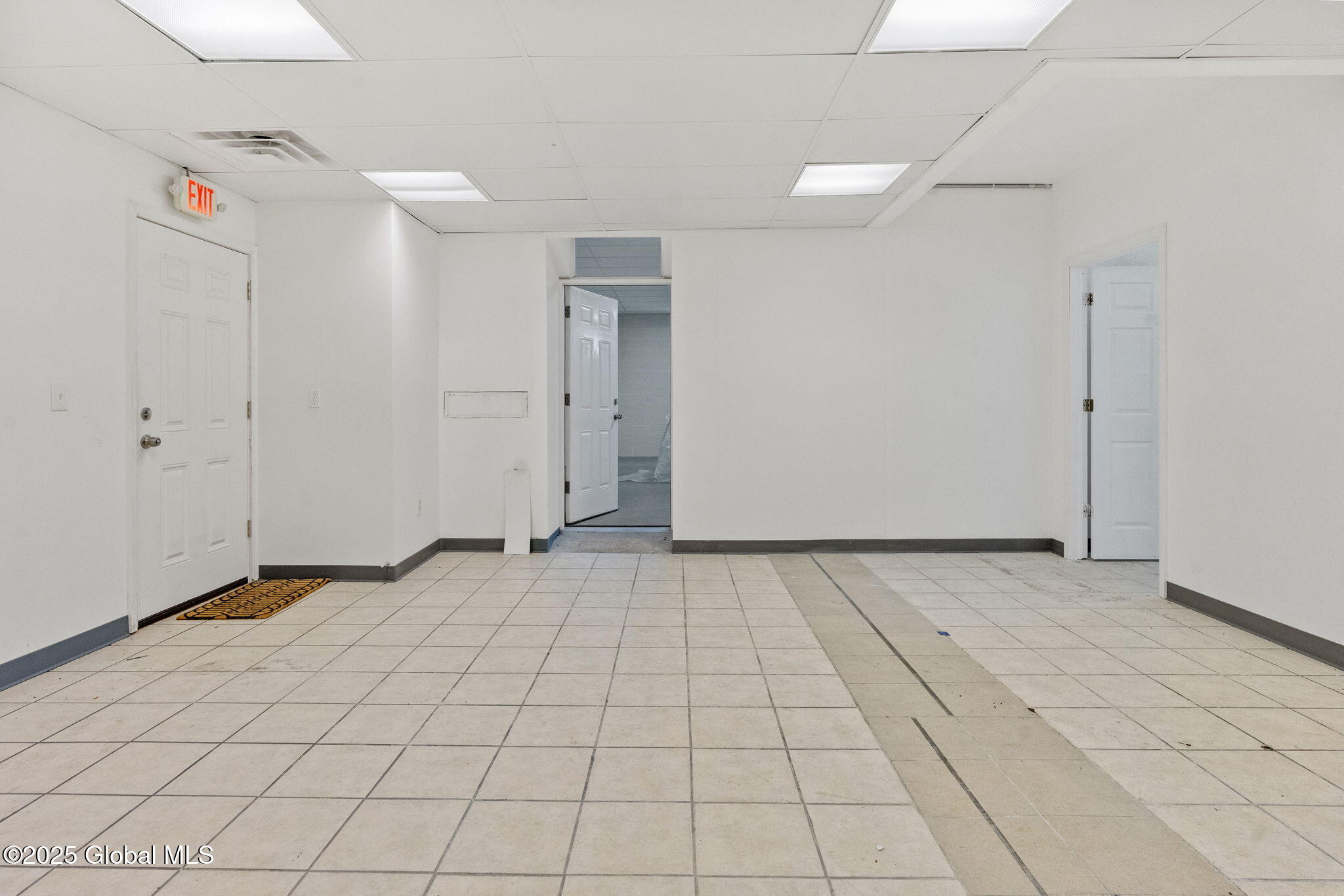 1480 State Street Schenectady, NY 12304 - Photo 13 of 34 10-web-or-mls-1480-state-st