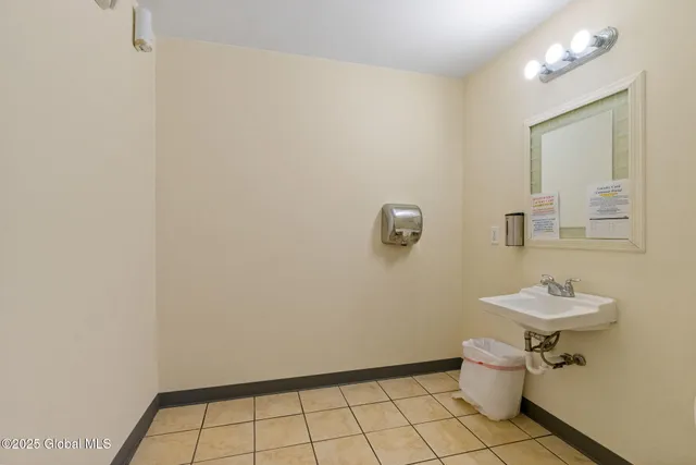 $1,800,000 | 1480 State Street, Schenectady, NY 12304