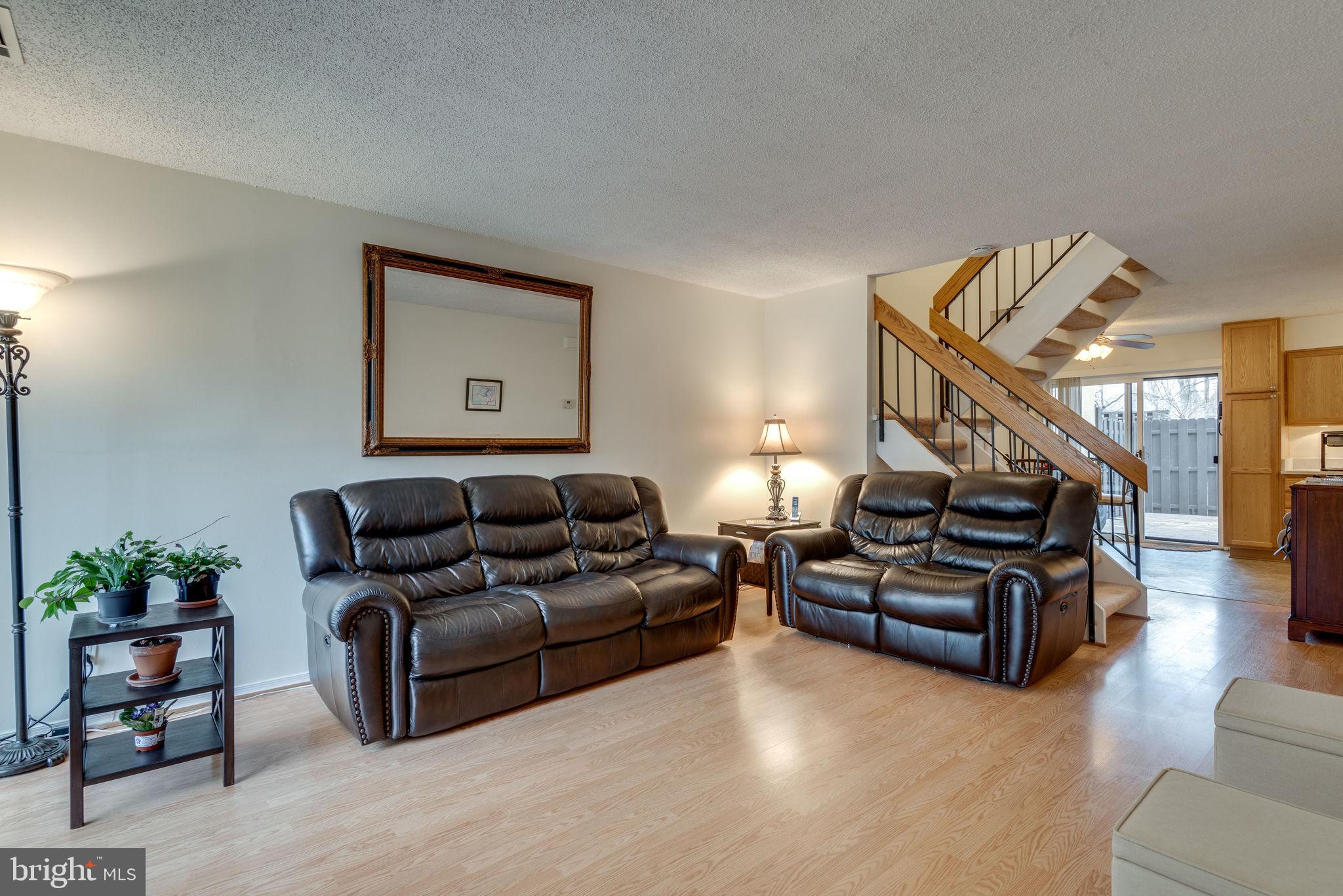 2118 Cartwright Place Reston, VA 20191 - Photo 5 of 24 Gallery Image 5