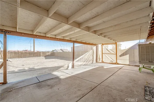 $3,500 | 18252 Sequoia Street, Hesperia, CA 92345