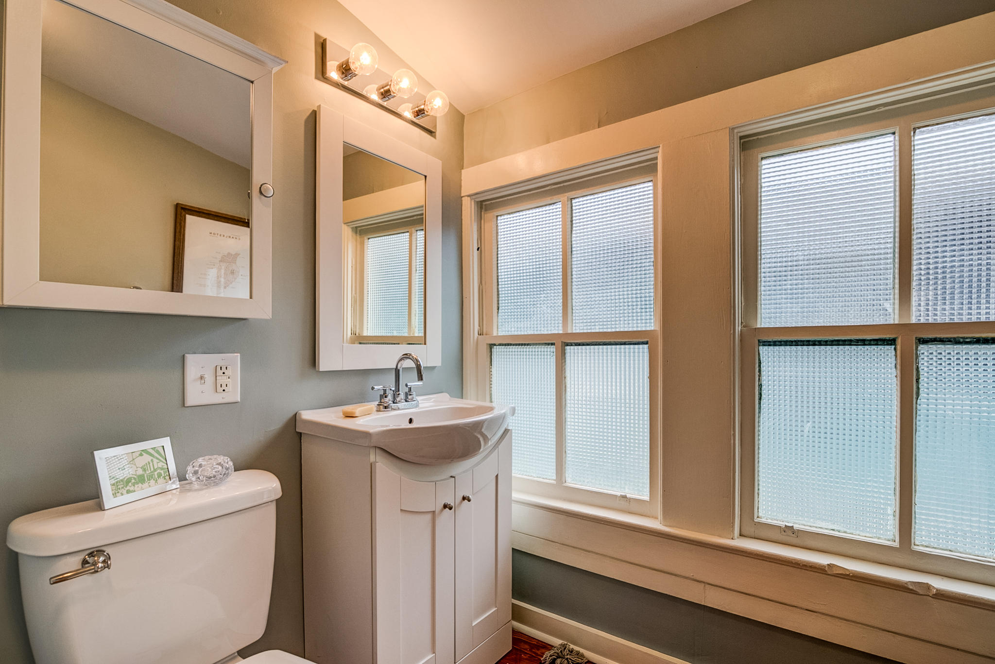 783 Rutledge Avenue Charleston, SC 29403 - Photo 30 of 37 783 Rutledge-15
