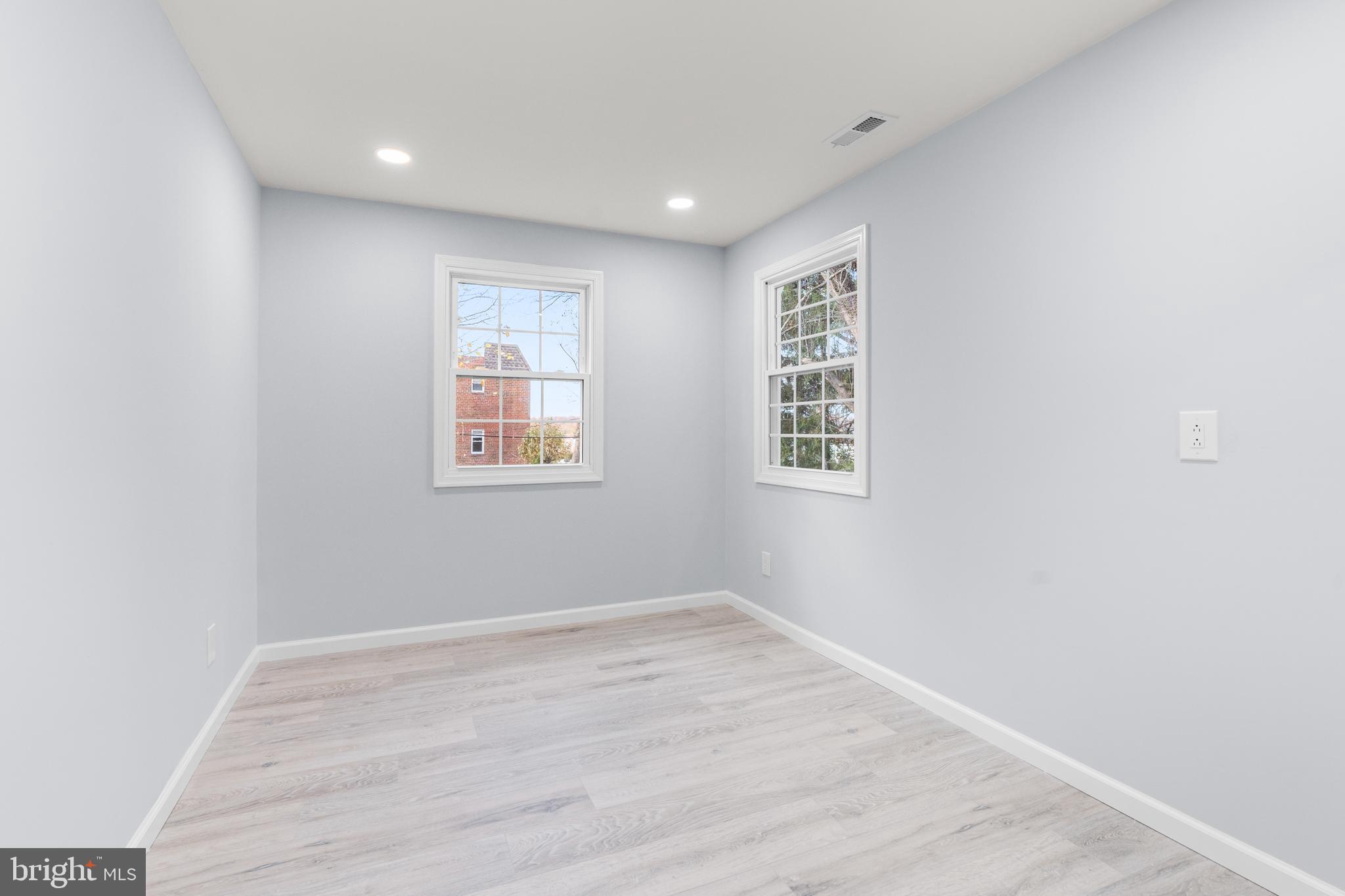 11046 Ferndale Street Philadelphia, PA 19116 - Photo 11 of 37 a view of empty room with wooden floor