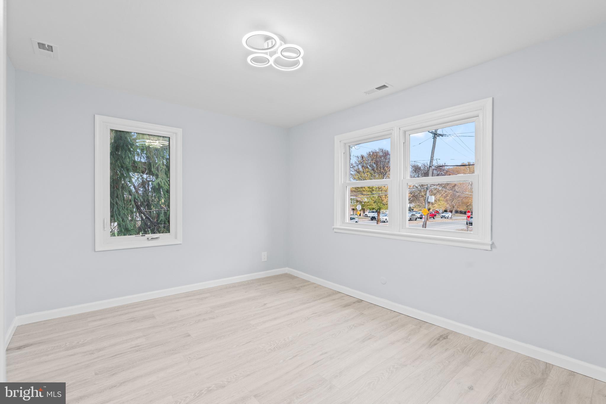 11046 Ferndale Street Philadelphia, PA 19116 - Photo 17 of 37 wooden floor in an empty room with a window