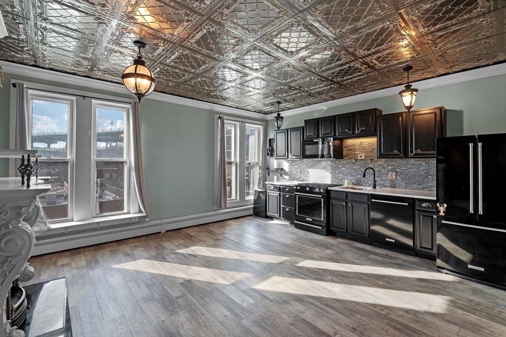 52 Beacon Street, Unit 3 Chelsea, MA 02150 - Photo 11 of 42