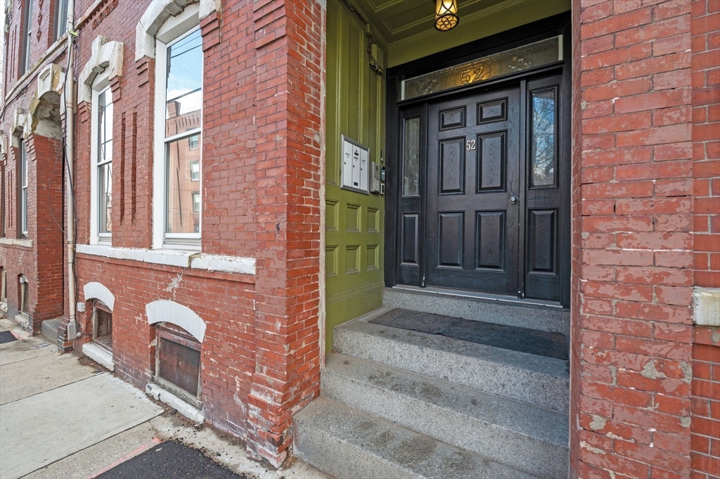 52 Beacon Street, Unit 3 Chelsea, MA 02150 - Photo 3 of 42