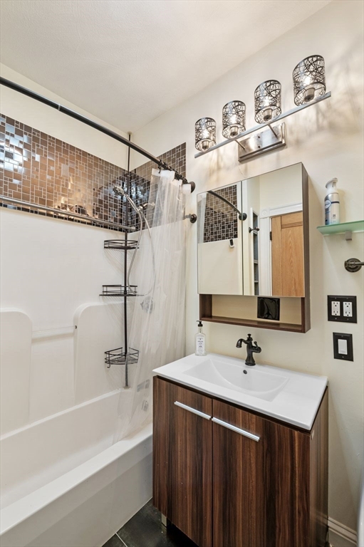 52 Beacon Street, Unit 3 Chelsea, MA 02150 - Photo 31 of 42