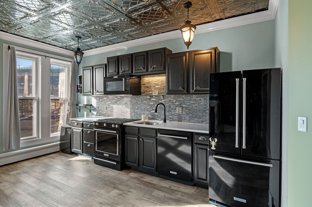 52 Beacon Street, Unit 3 Chelsea, MA 02150 - Photo 7 of 42