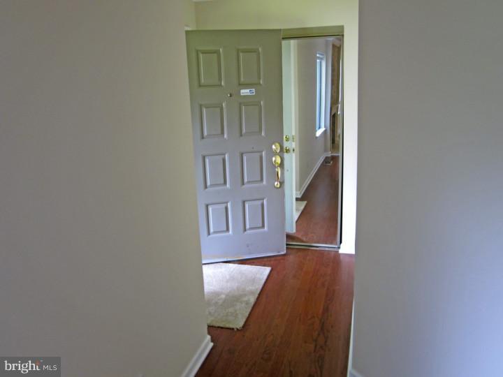 4101 A Chadbury Road Mount Laurel, NJ 08054 - Photo 11 of 16 Foyer