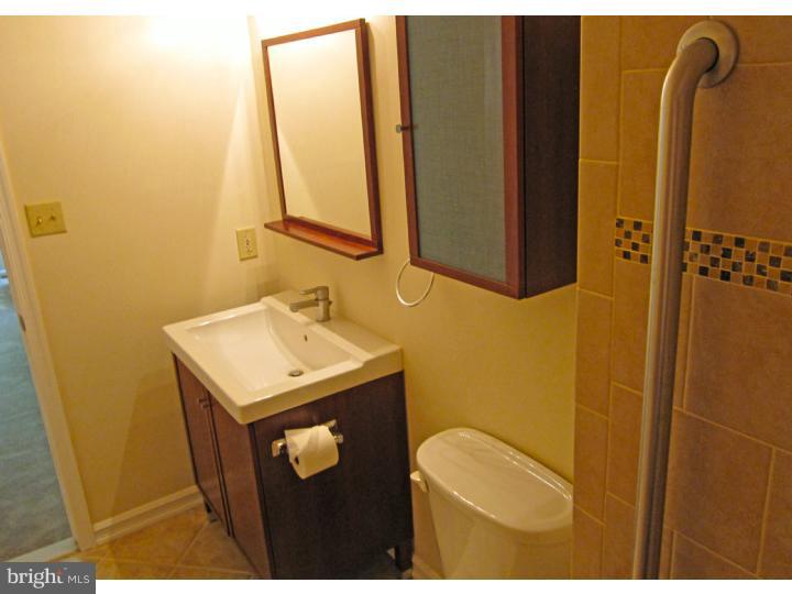 4101 A Chadbury Road Mount Laurel, NJ 08054 - Photo 12 of 16 Master Bathroom