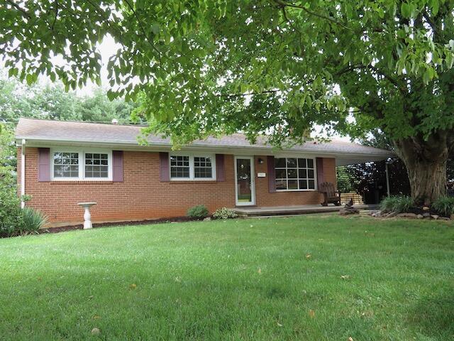 5531 Darby Road Roanoke, VA 24012 - Photo 23 of 26 IMG_0933