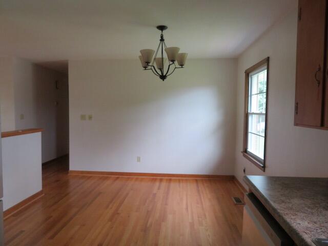 5531 Darby Road Roanoke, VA 24012 - Photo 5 of 26 Dining Area