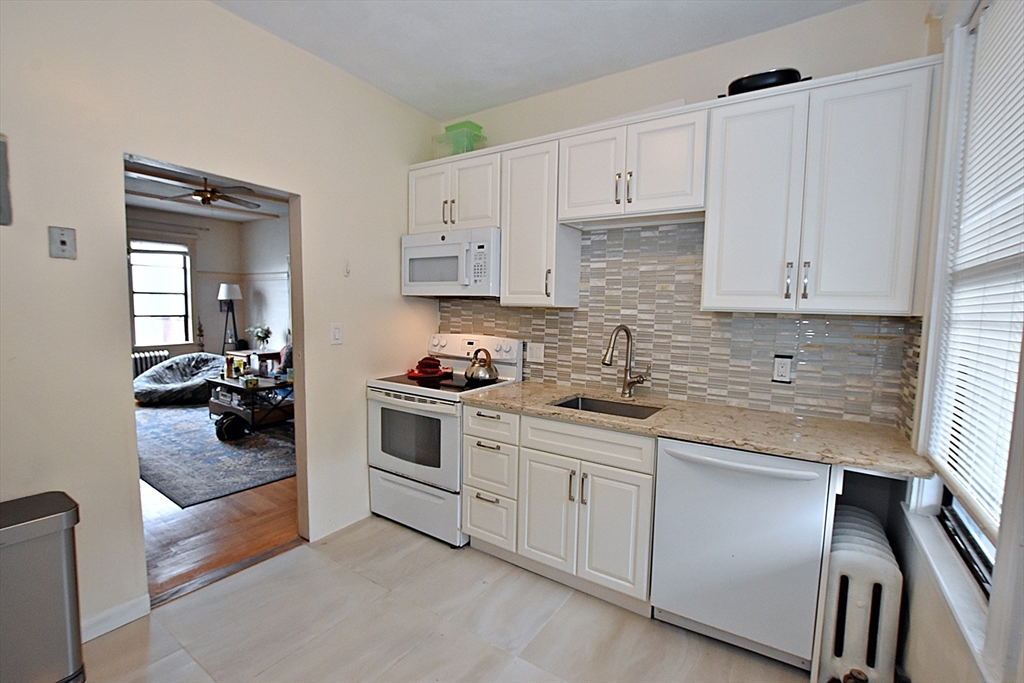 5 Bellvista Road, Unit 6 Boston, MA 02135 - Photo 2 of 32