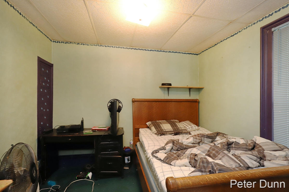 215 South Front Street Belding, MI 48809 - Photo 14 of 19 IMG__2164