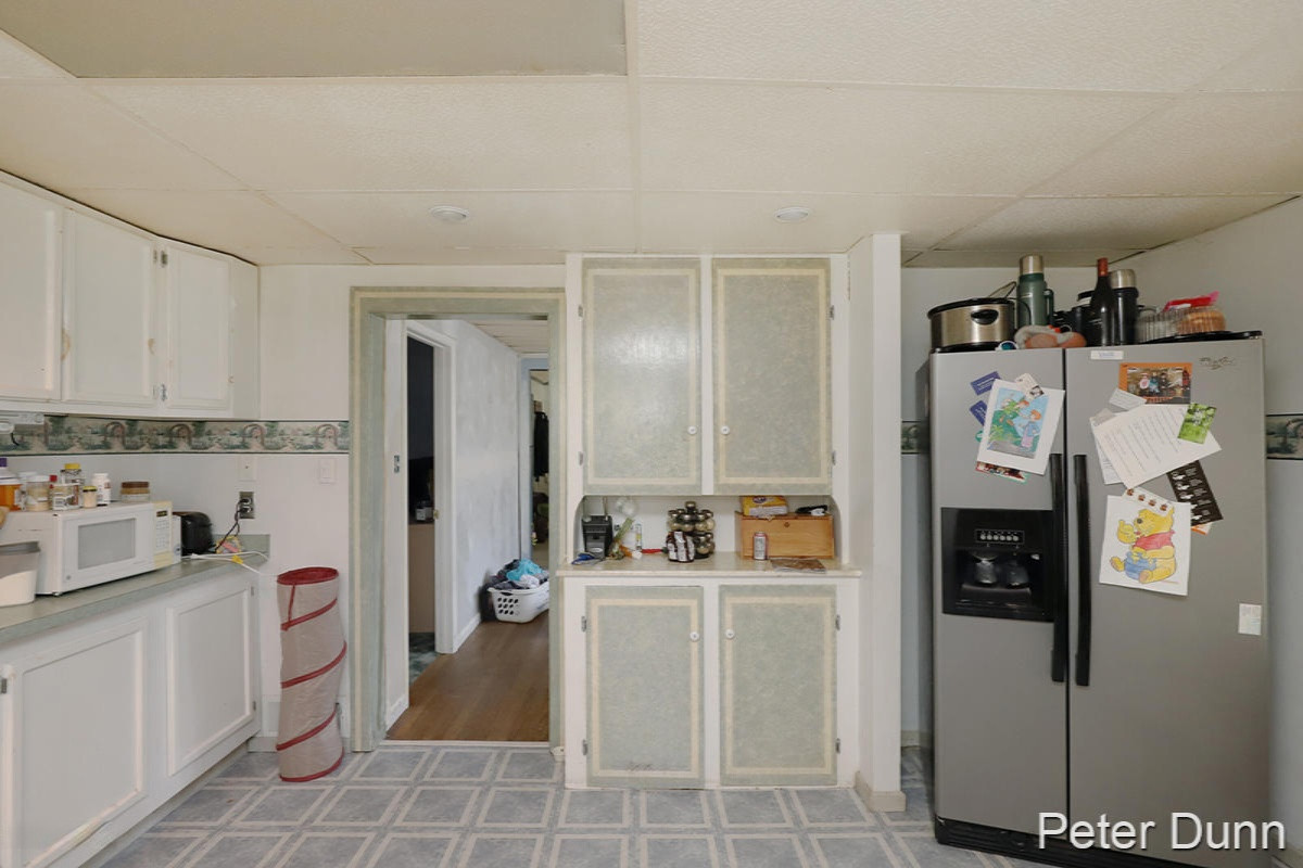 215 South Front Street Belding, MI 48809 - Photo 10 of 19 IMG__2160