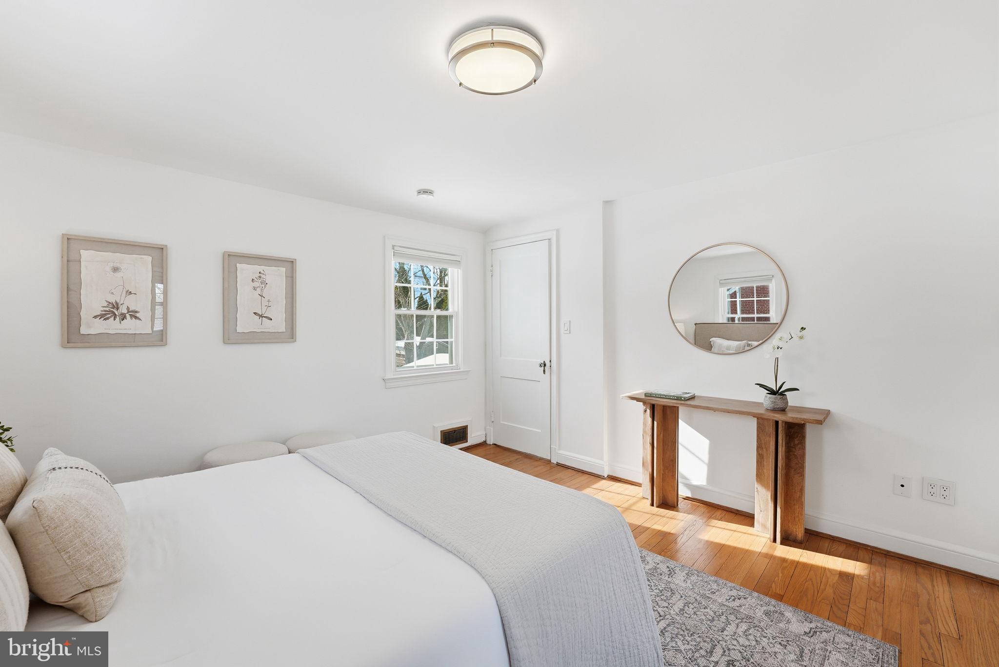 2408 Seminary Road Silver Spring, MD 20910 - Photo 22 of 37