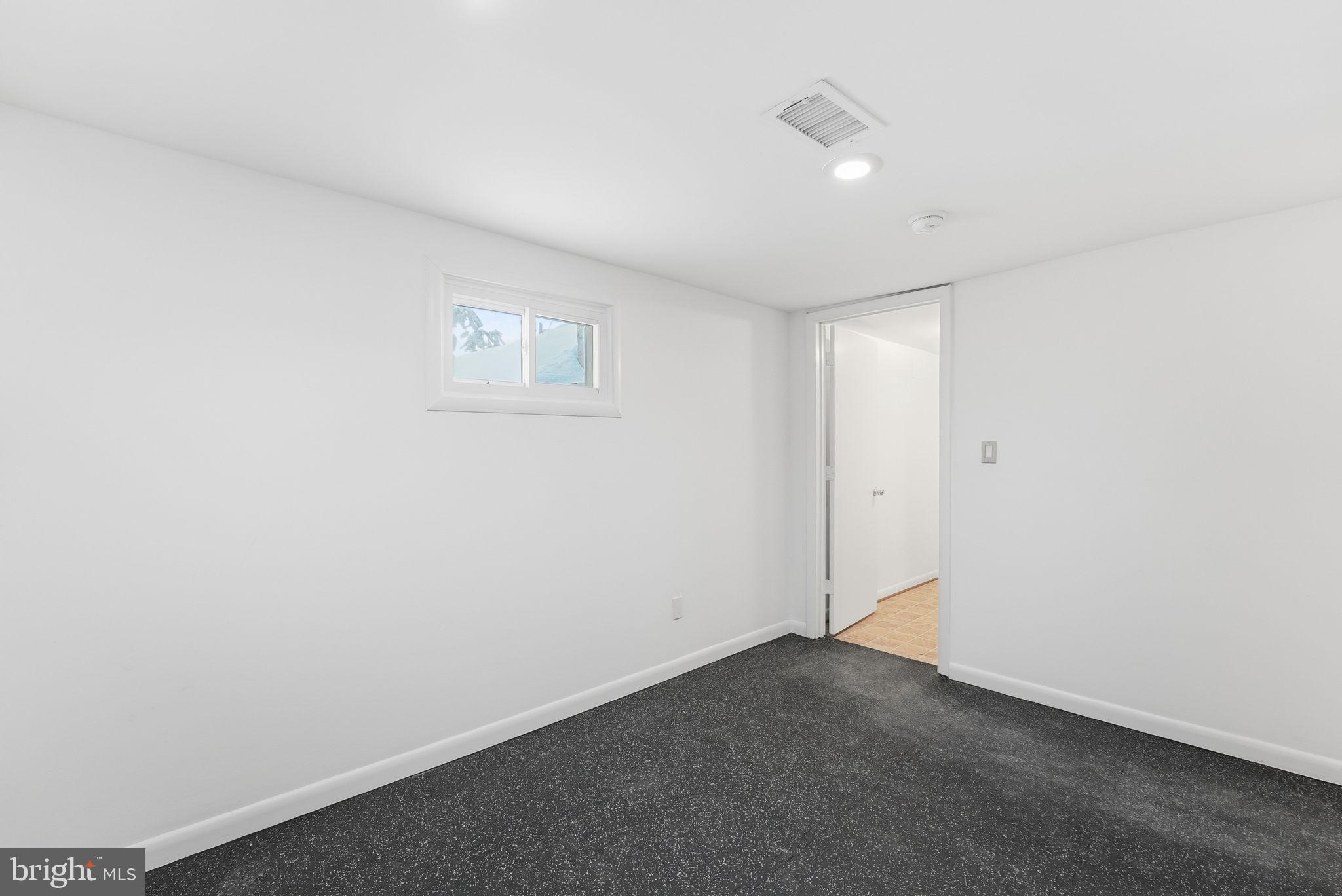 2408 Seminary Road Silver Spring, MD 20910 - Photo 28 of 37