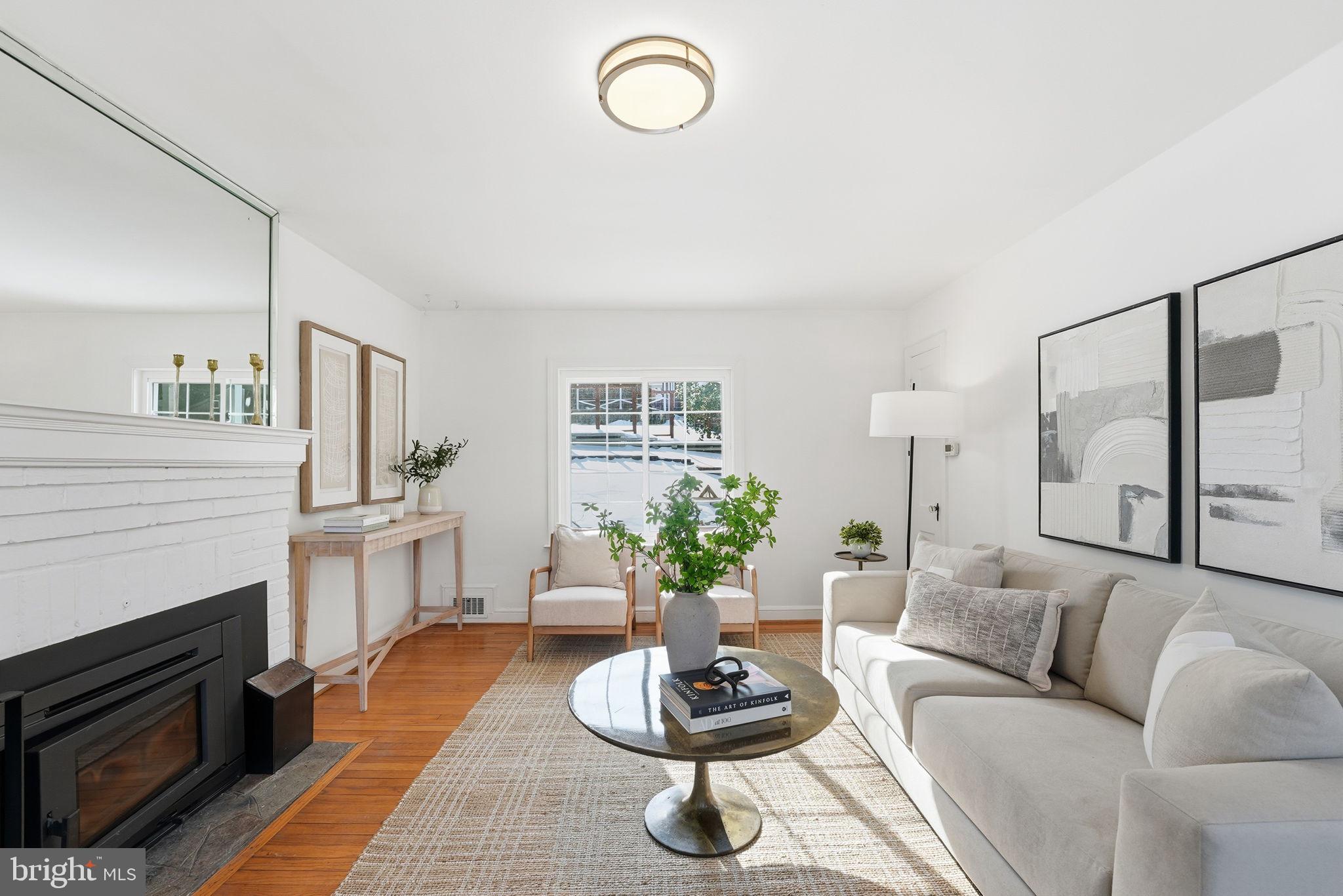 2408 Seminary Road Silver Spring, MD 20910 - Photo 3 of 37