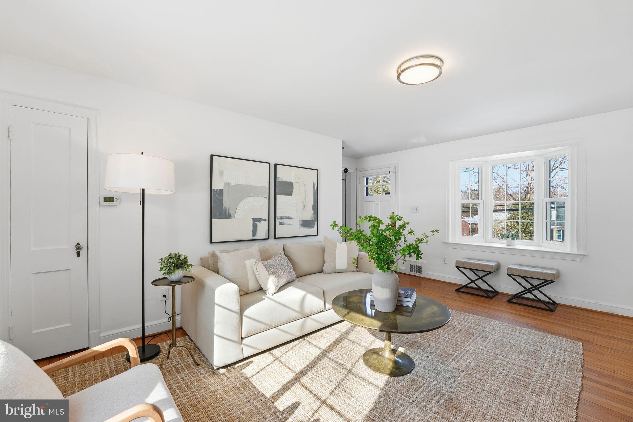 2408 Seminary Road Silver Spring, MD 20910 - Photo 5 of 37