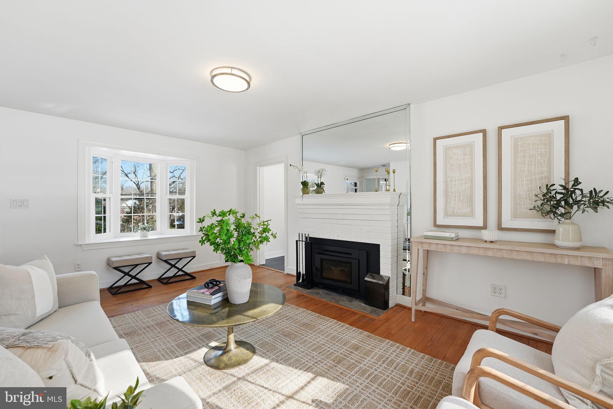 2408 Seminary Road Silver Spring, MD 20910 - Photo 6 of 37