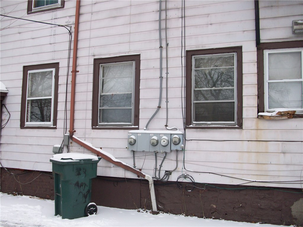 31 Gardiner Avenue Rochester, NY 14611 - Photo 2 of 3