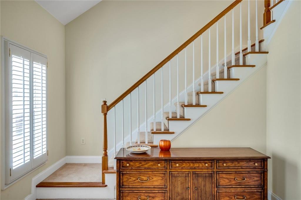 2570 Oglethorpe Circle Northeast, Unit 3 Atlanta, GA 30319 - Photo 29 of 36