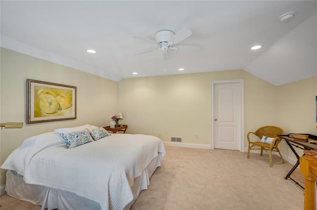 2570 Oglethorpe Circle Northeast, Unit 3 Atlanta, GA 30319 - Photo 31 of 36