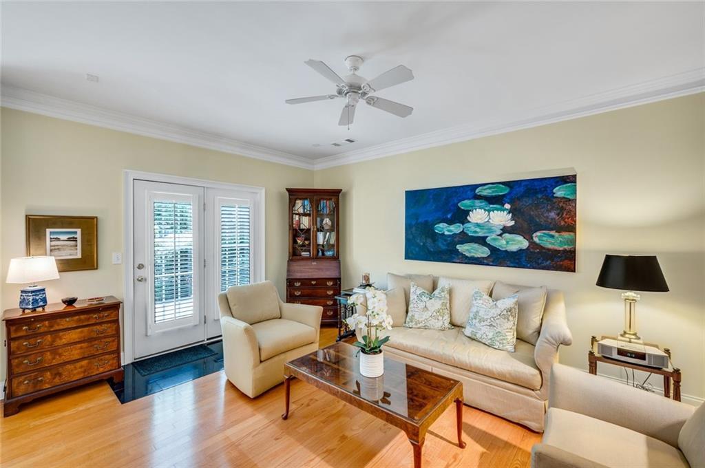 2570 Oglethorpe Circle Northeast, Unit 3 Atlanta, GA 30319 - Photo 8 of 36