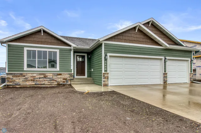 $496,827 | 1474 66th Avenue South, Fargo, ND 58104