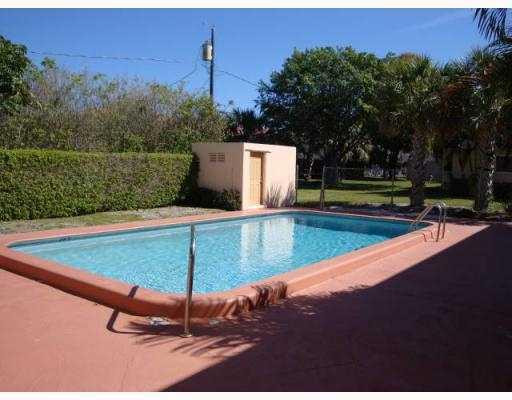 245 Southwest 7th Street, Unit 2 Boca Raton, FL 33432 - Photo 2 of 8 Swimming Pool/Hot Tub/Sauna