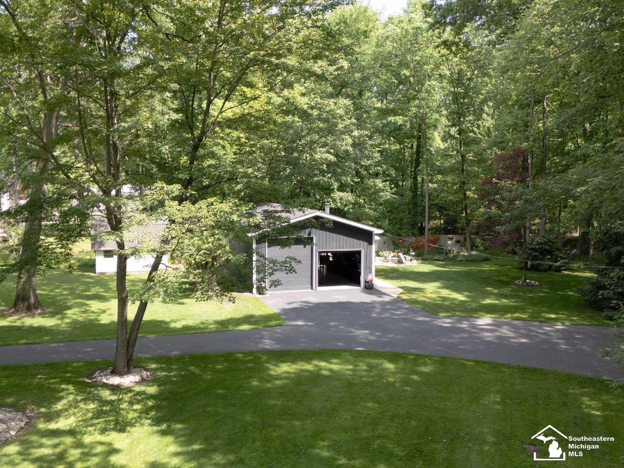 3119 West Dean Road Lambertville, MI 48144 - Photo 47 of 57