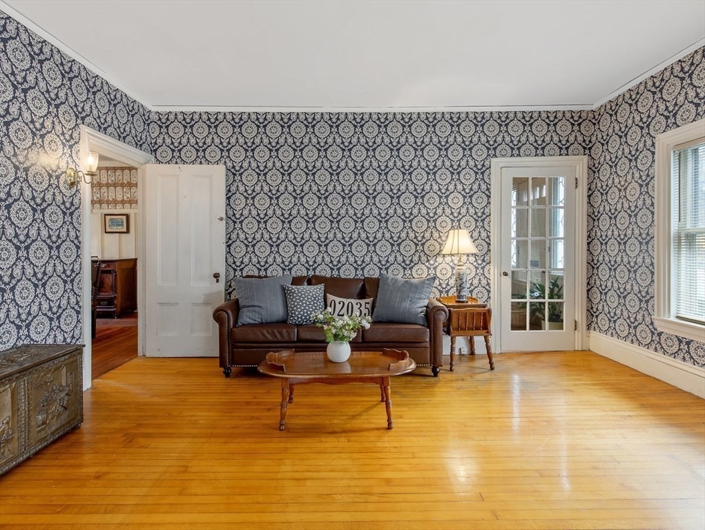 12 Spring Street Foxboro, MA 02035 - Photo 15 of 42