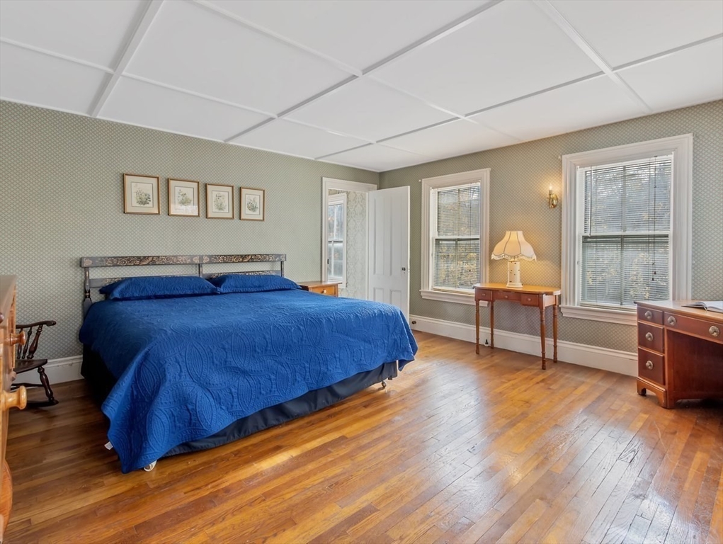 12 Spring Street Foxboro, MA 02035 - Photo 23 of 42