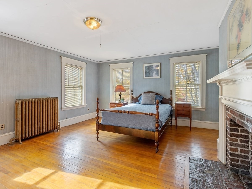 12 Spring Street Foxboro, MA 02035 - Photo 26 of 42