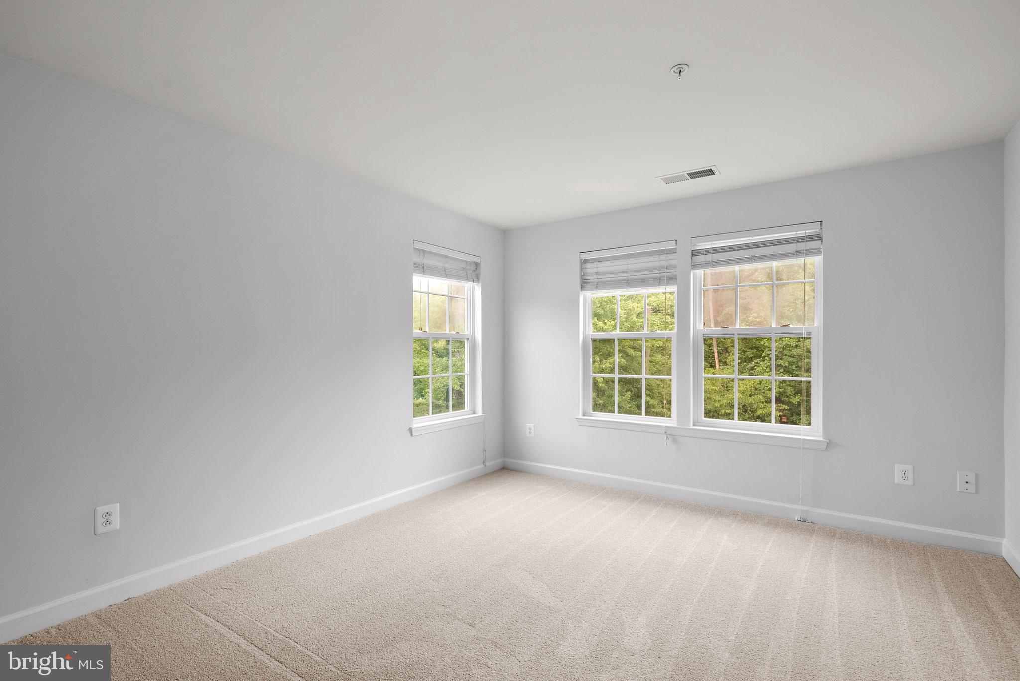 8304 Cedarview Court Clinton, MD 20735 - Photo 25 of 39 an empty room with a window