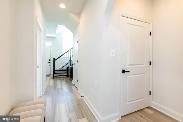 $700,000 | 1096 Holden Road, Frederick, MD 21701
