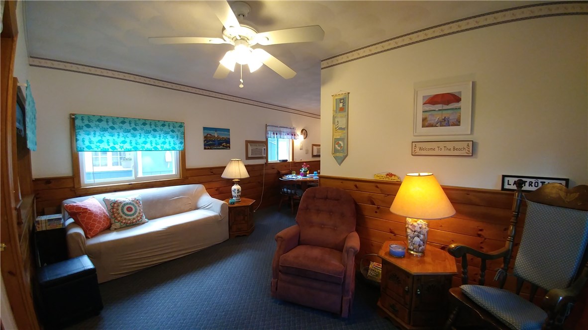 47E Andrew Comstock Road Warwick, RI 02886 - Photo 9 of 15