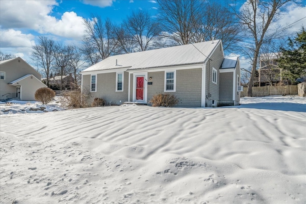 99 Rindge Street Weymouth, MA 02189 - Photo 2 of 35 Gallery Image 2