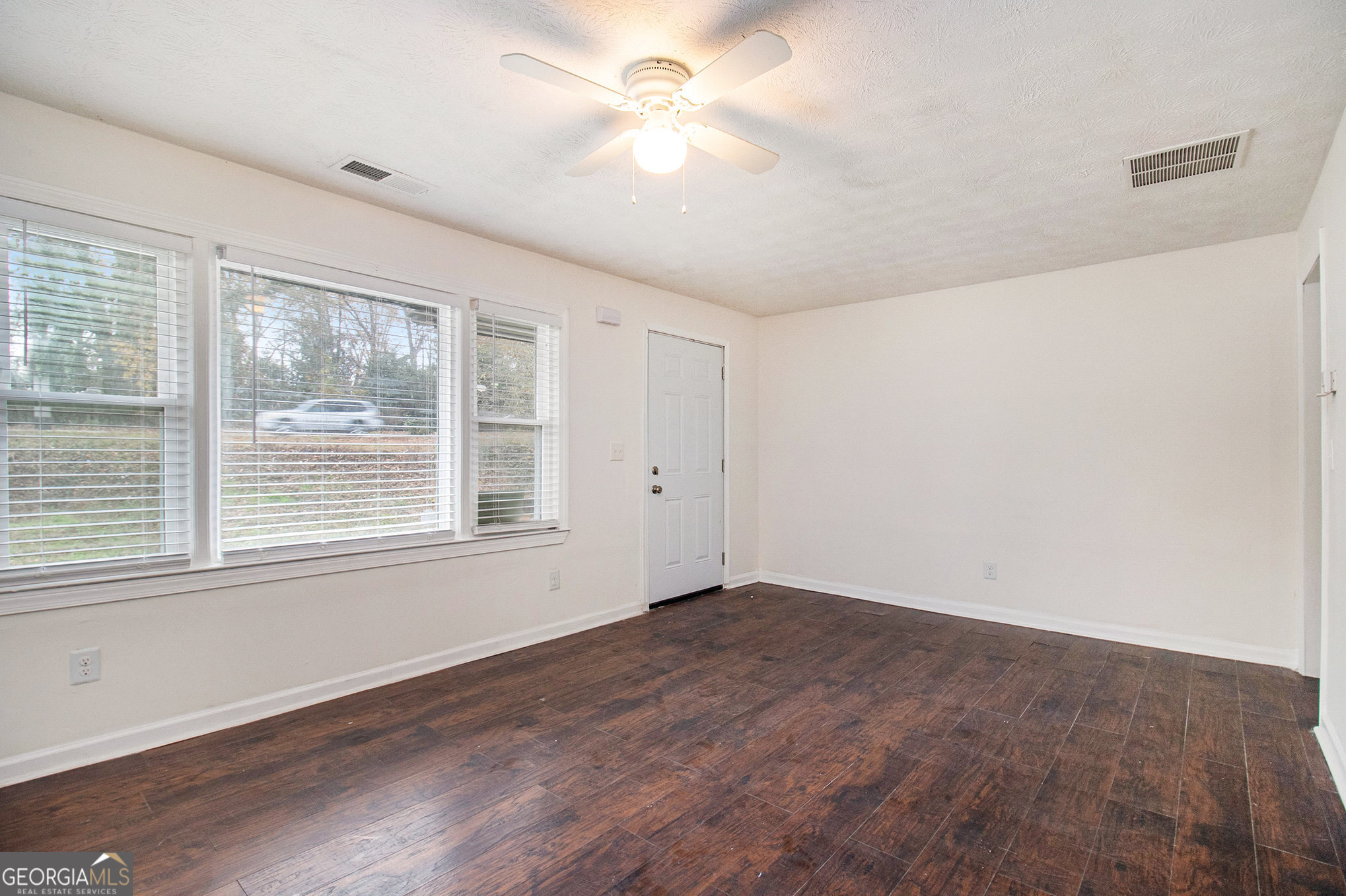 2087 Austin Drive Decatur, GA 30032 - Photo 3 of 18